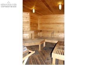 Image 8 of 13: Sauna