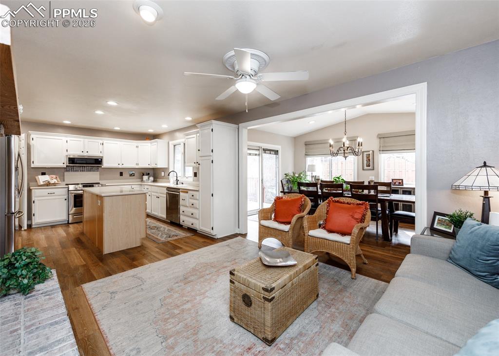 Image 10 of 45: Living Room