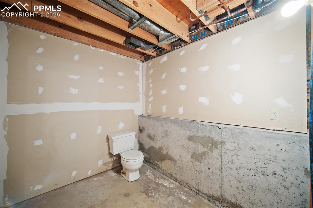 Image 26 of 40: Basement