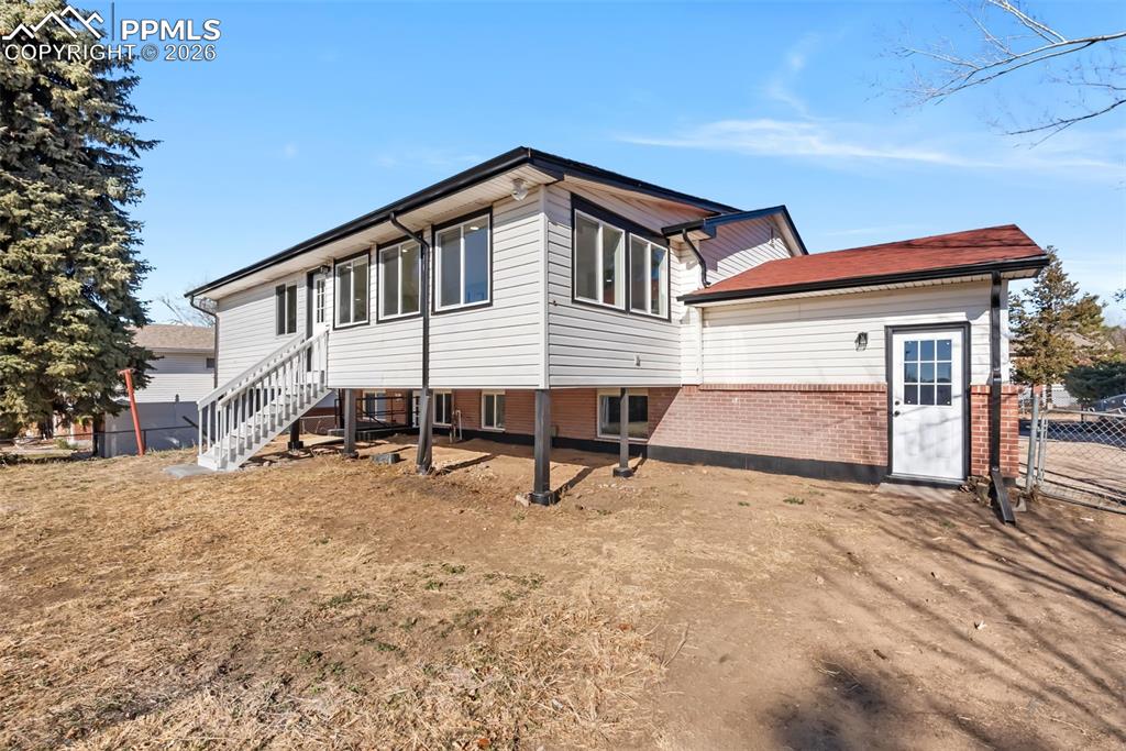 Image 43 of 47: Side of Structure