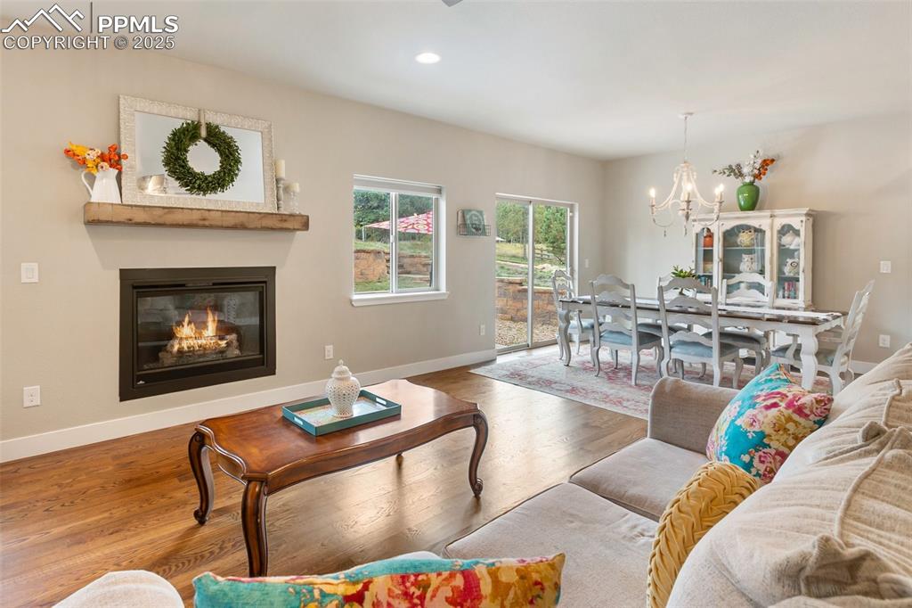 Image 12 of 44: Living Room