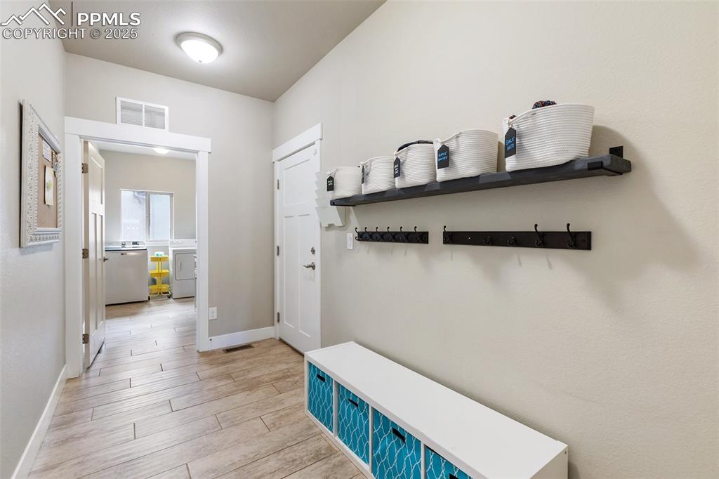 Image 25 of 44: Mud Room