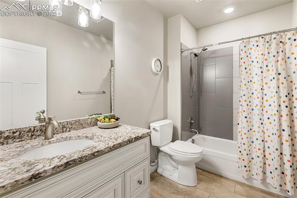 Image 40 of 44: Lower level bathroom