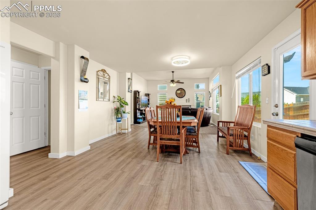 Image 11 of 39: Dining Area