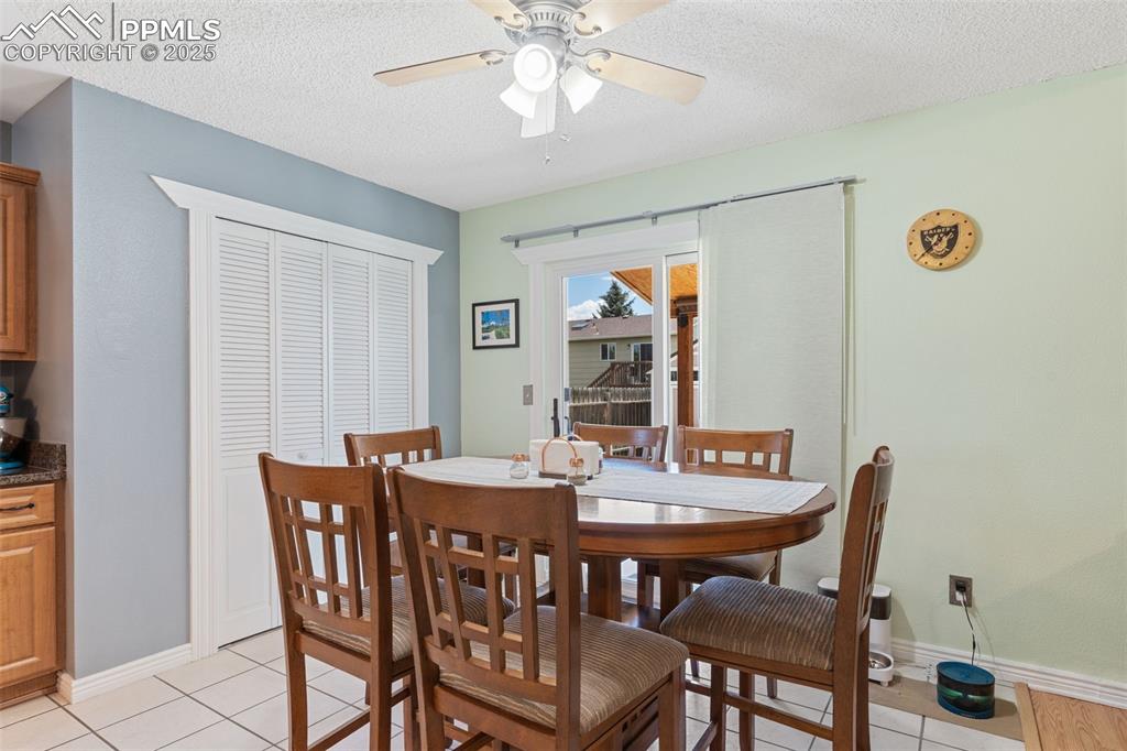 Image 13 of 37: Dining Area