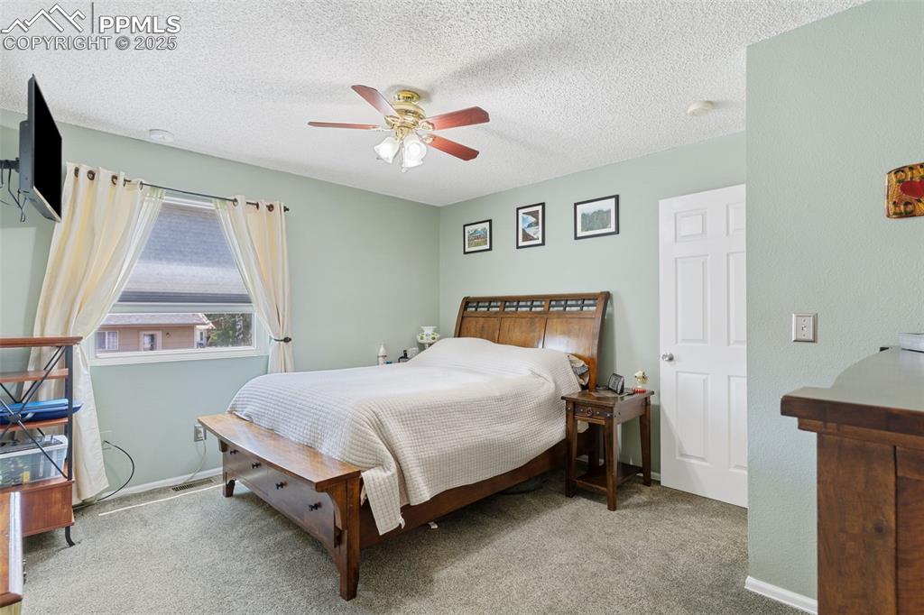 Image 17 of 37: Master Bedroom
