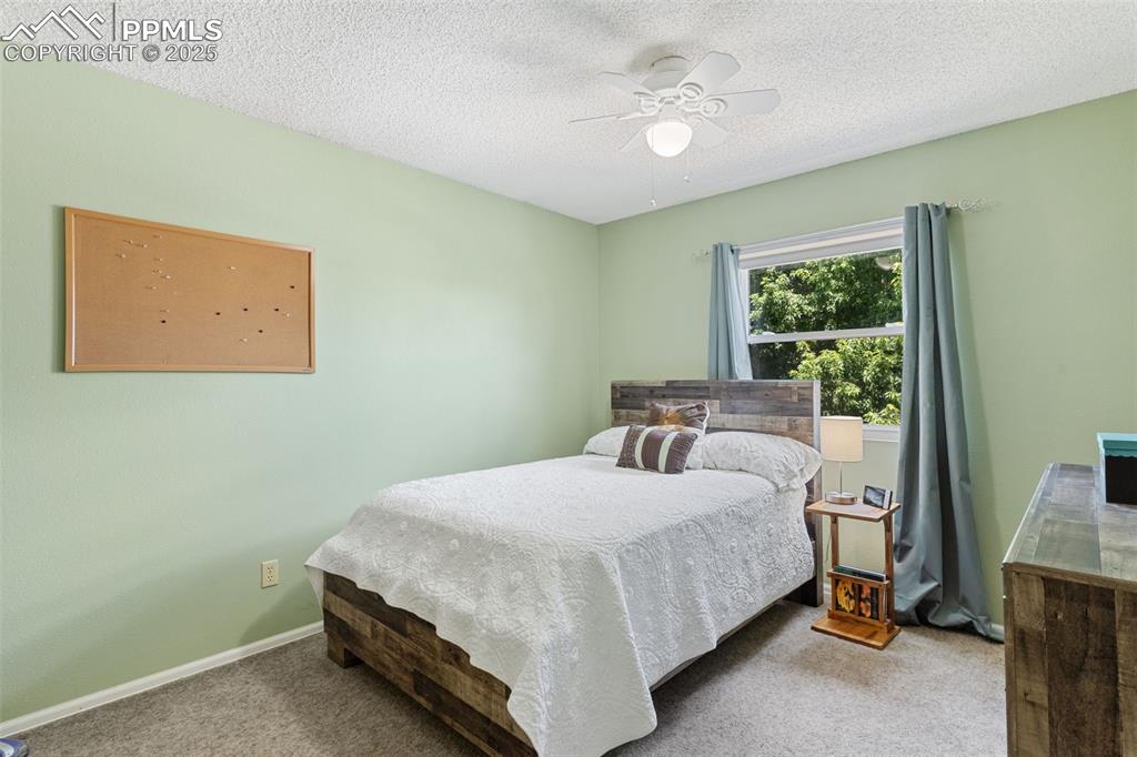 Image 19 of 37: Bedroom