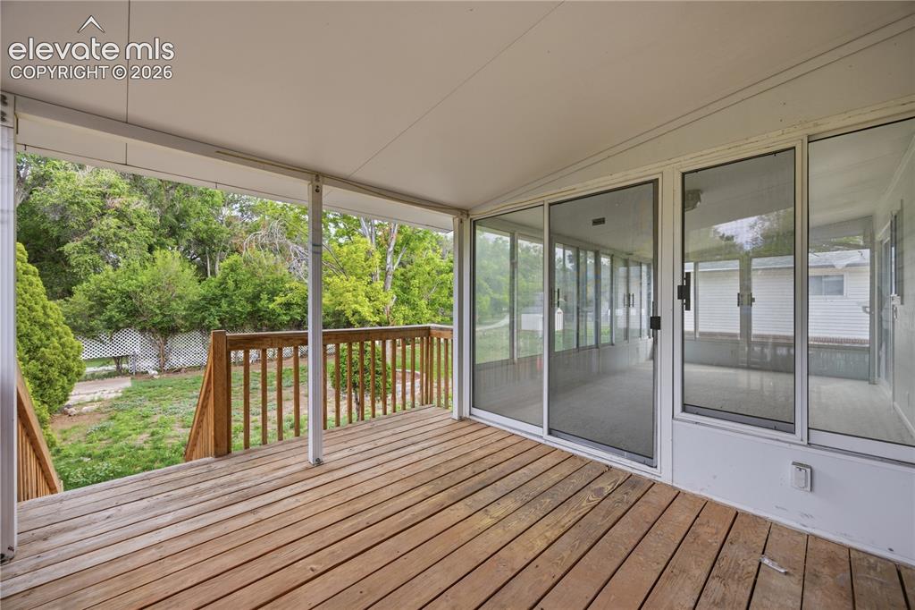 Image 44 of 48: Deck