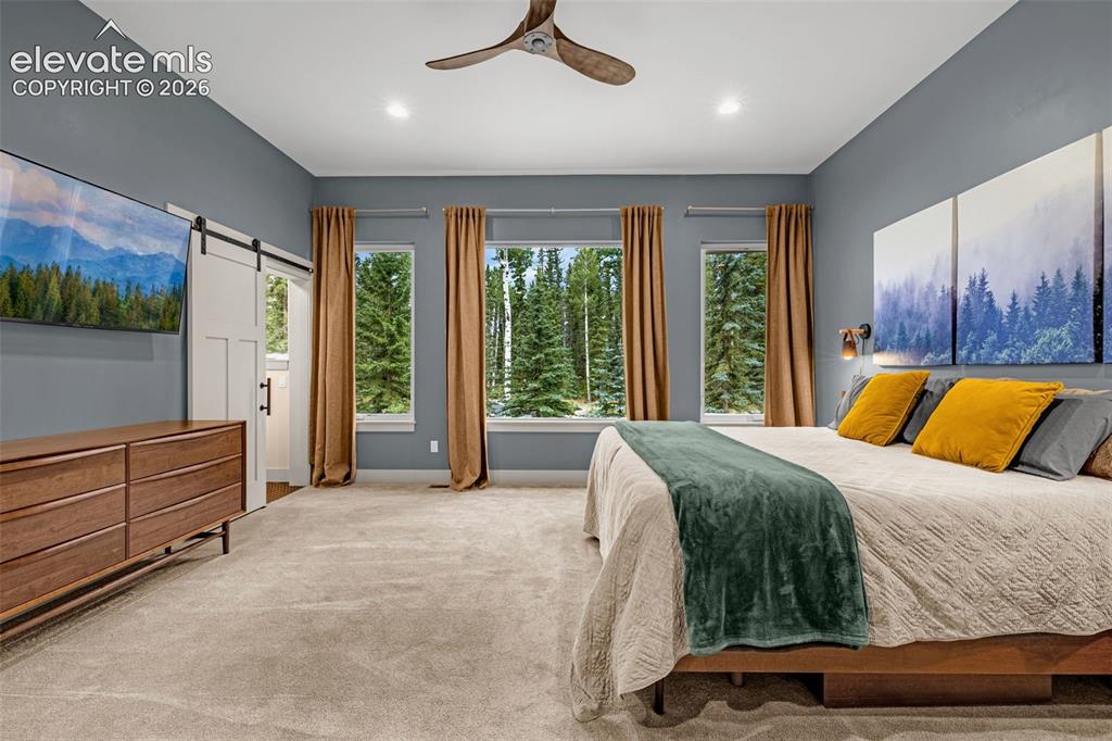 Image 10 of 48: Bedroom