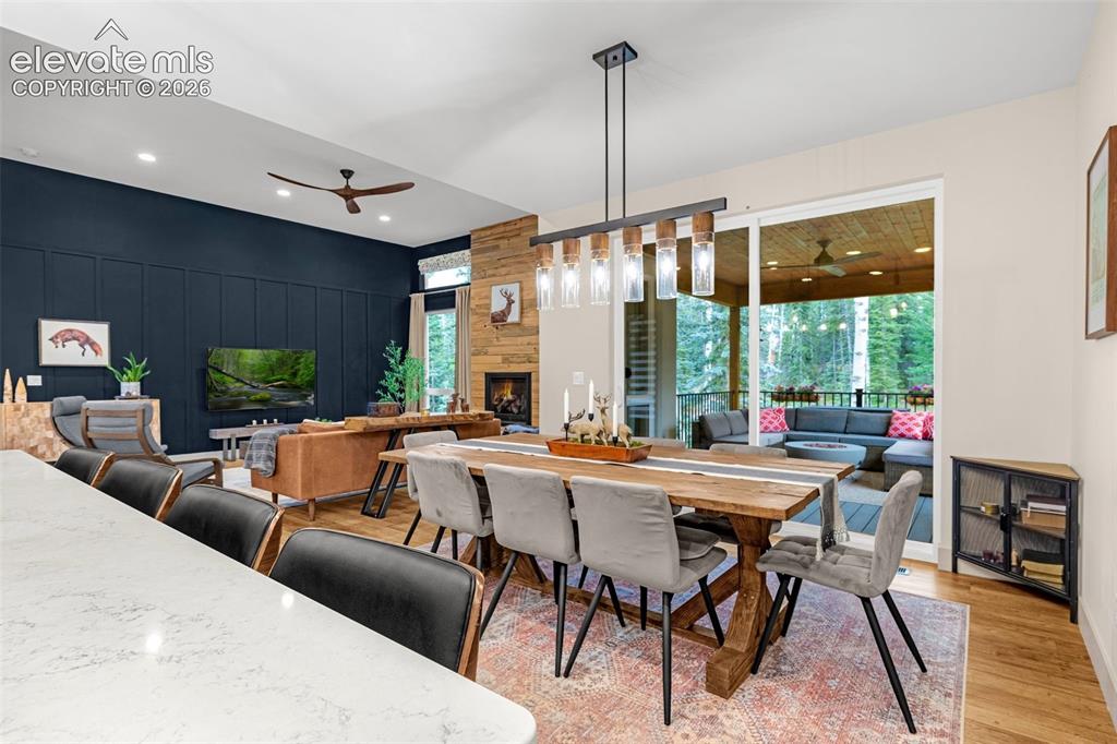 Image 8 of 48: Dining Area