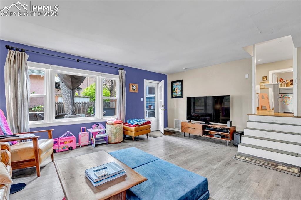 Image 15 of 50: Family Room