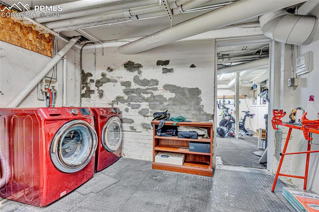 Image 32 of 50: Basement