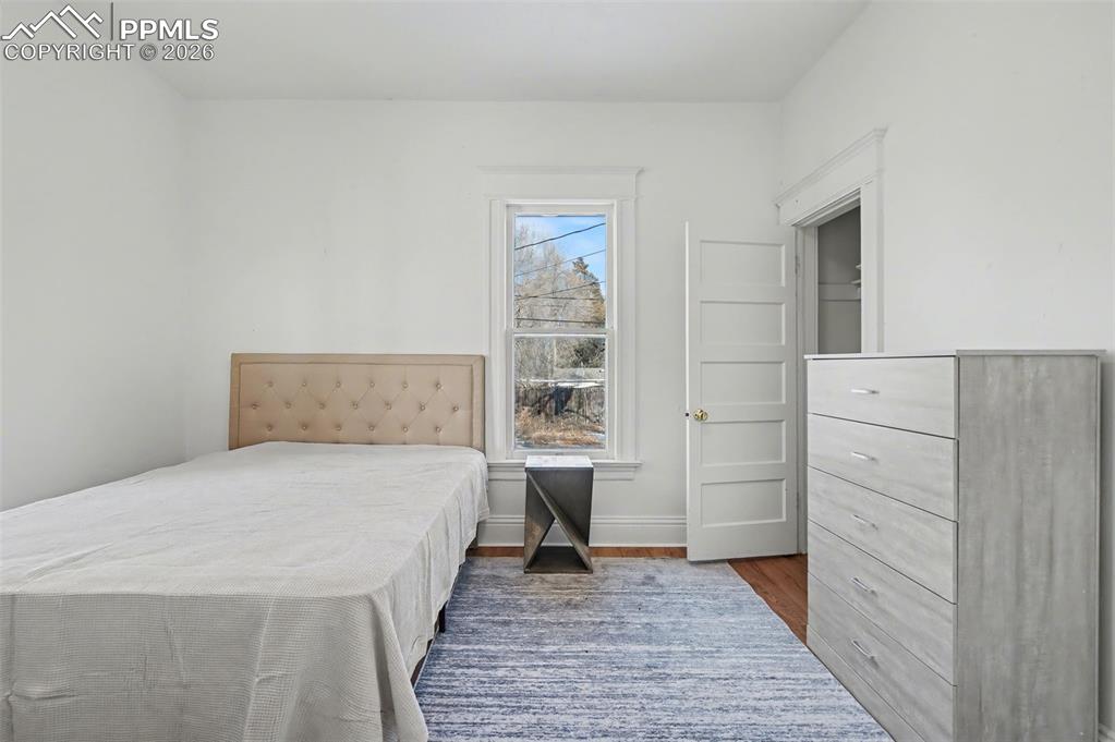 Image 29 of 43: Bedroom