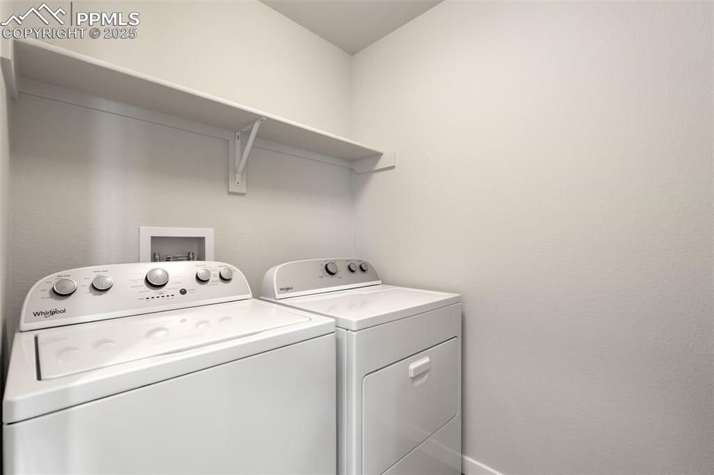 Image 43 of 50: Laundry