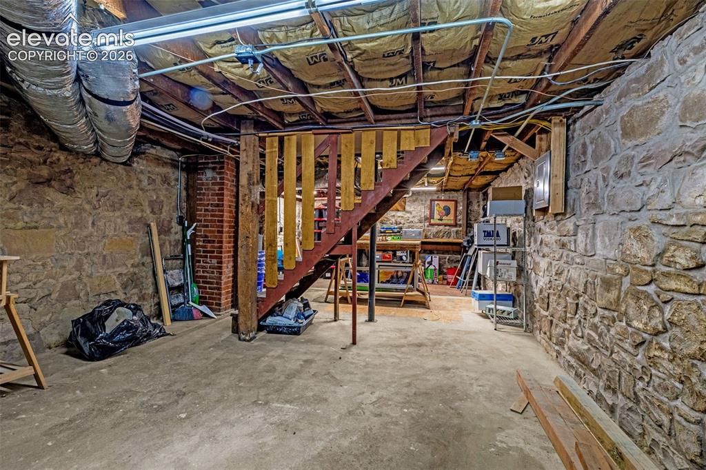 Image 39 of 49: Bonus space for storage, hobbies or workshop
