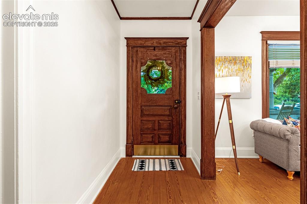 Image 5 of 49: Entrance Foyer
