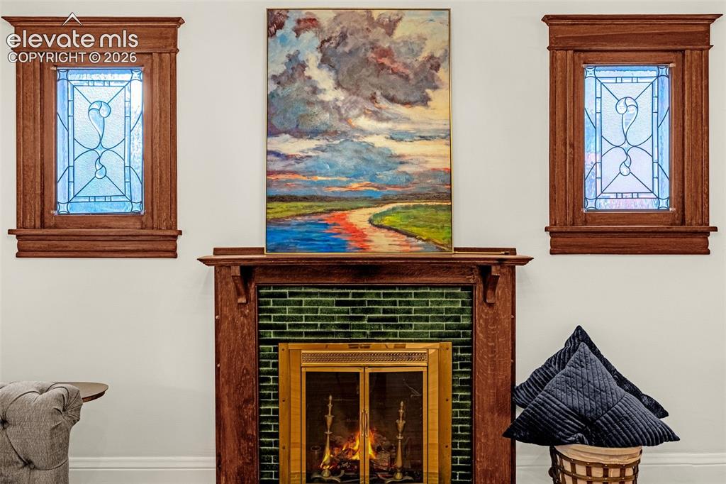 Image 8 of 49: Living Room