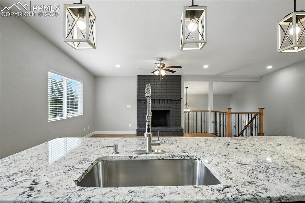 Image 10 of 38: Kitchen