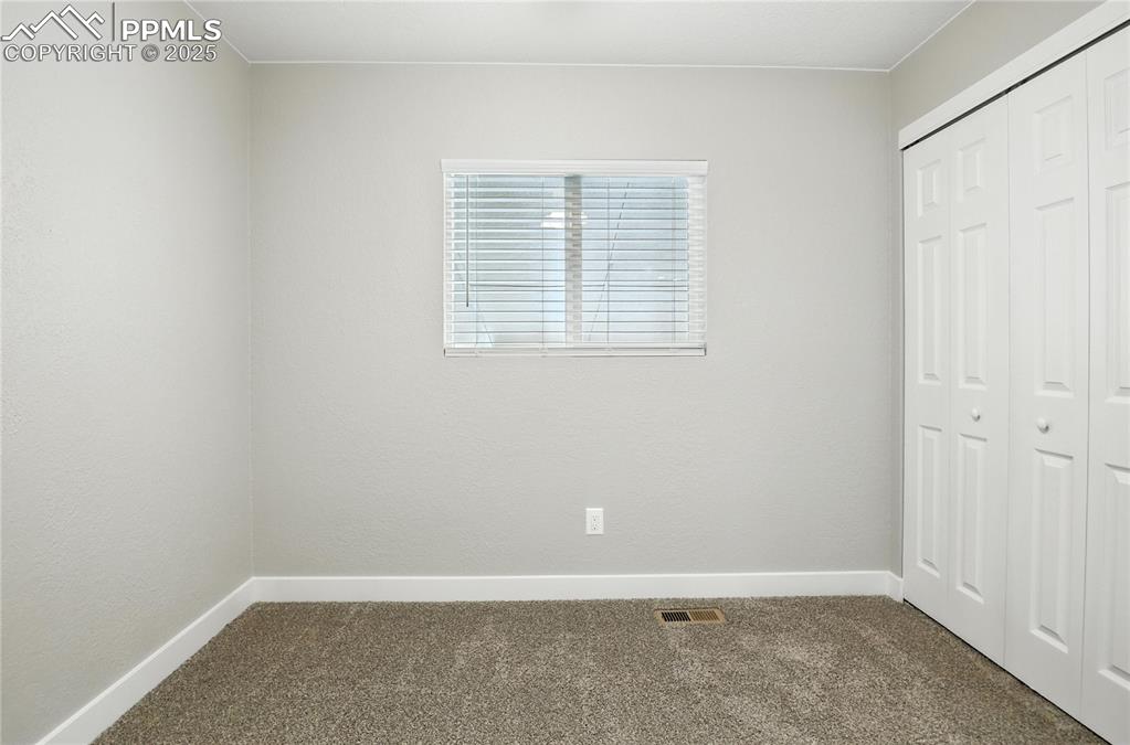 Image 17 of 38: Bedroom