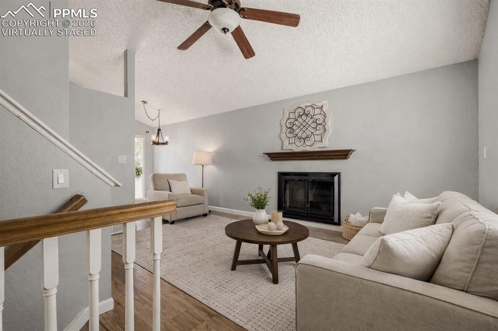 Image 3 of 41: Virtually Staged