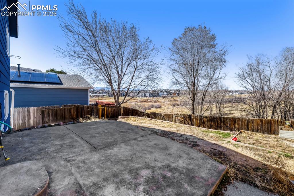 Image 37 of 41: Patio