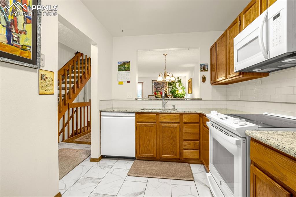 Image 6 of 22: Kitchen