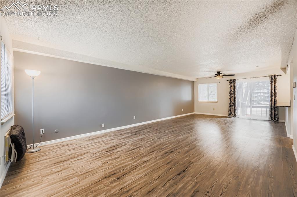 Image 5 of 29: Great Room