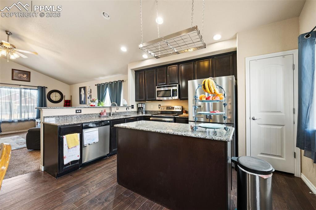 Image 12 of 49: Kitchen