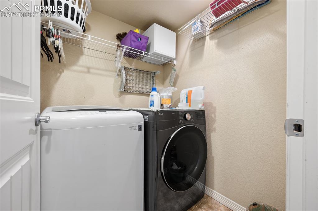 Image 28 of 49: Laundry