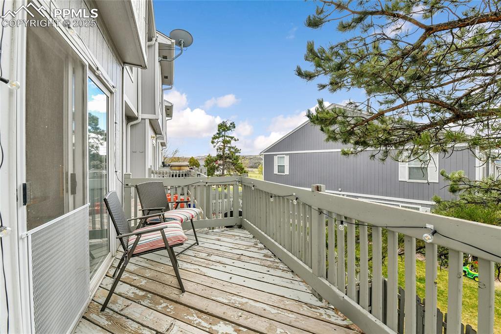 Image 23 of 30: View of deck