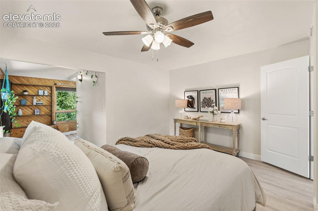 Image 18 of 50: Master Bedroom