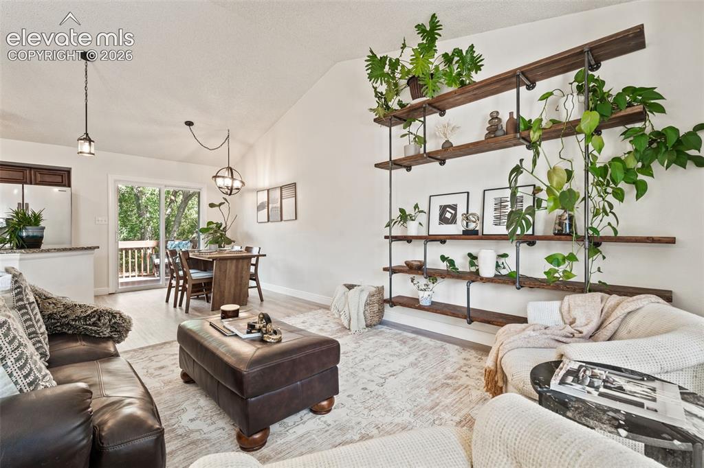 Image 8 of 50: Living Room