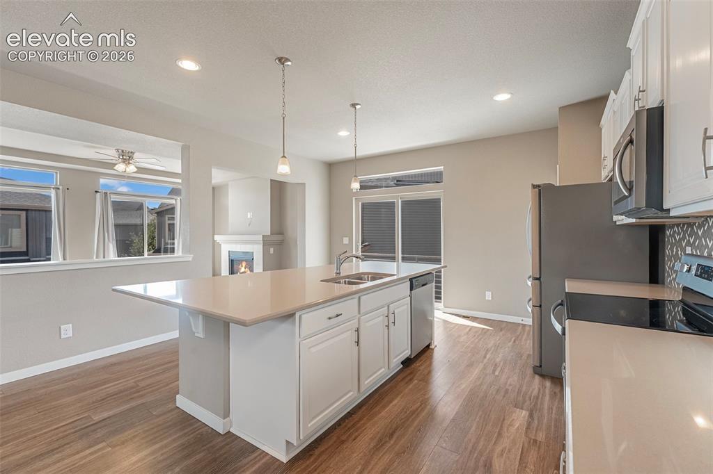 Image 6 of 36: Kitchen