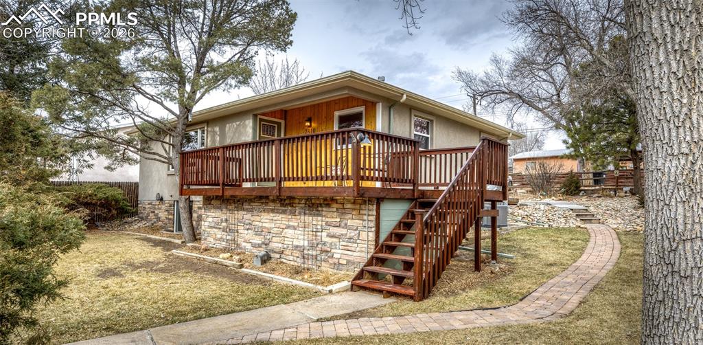 Image 2 of 35: Front of Structure