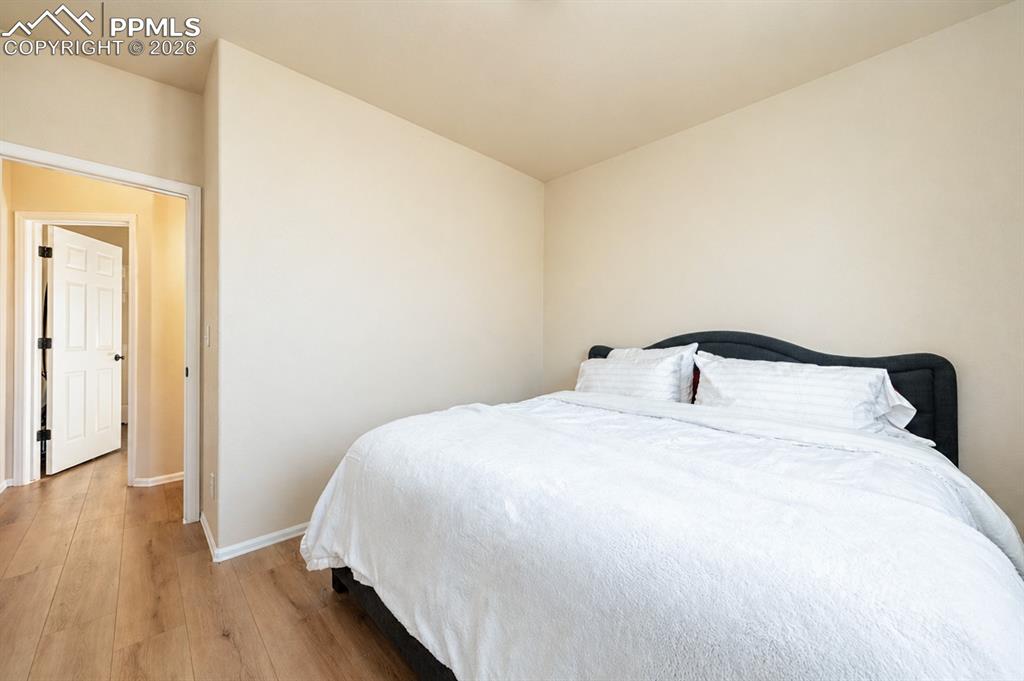 Image 16 of 37: Bedroom