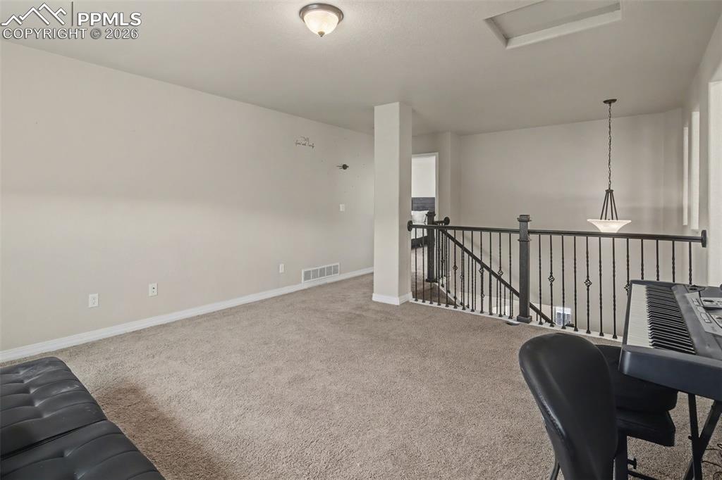 Image 15 of 45: Loft