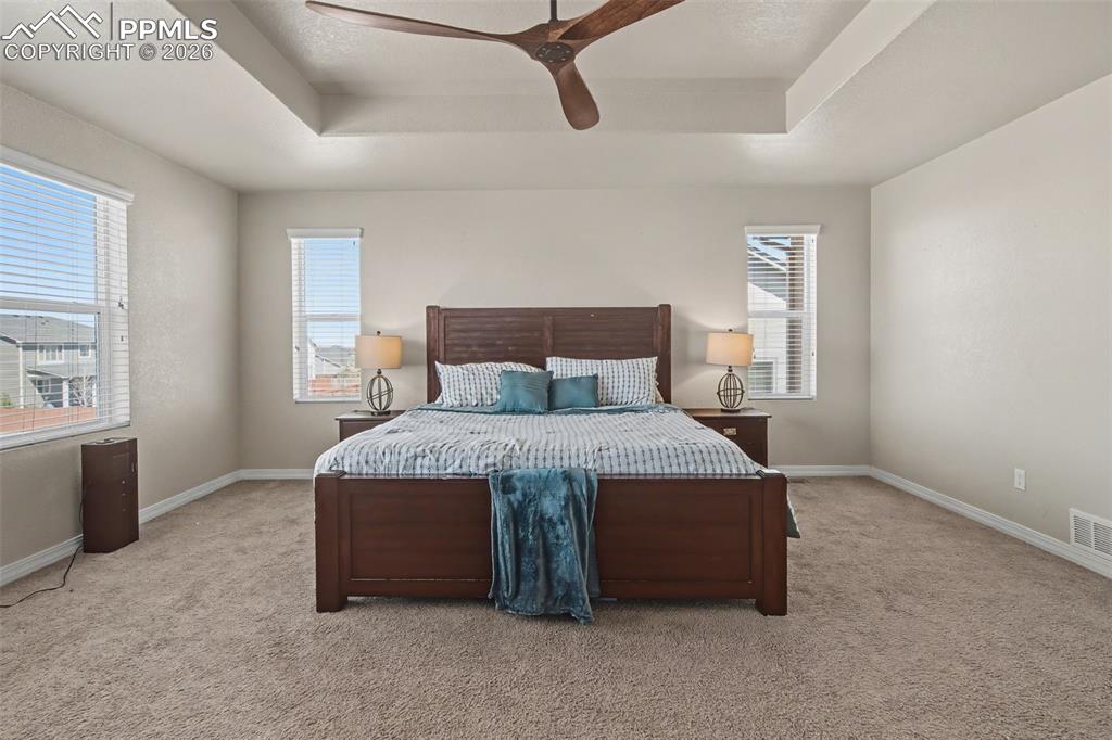 Image 18 of 45: Bedroom