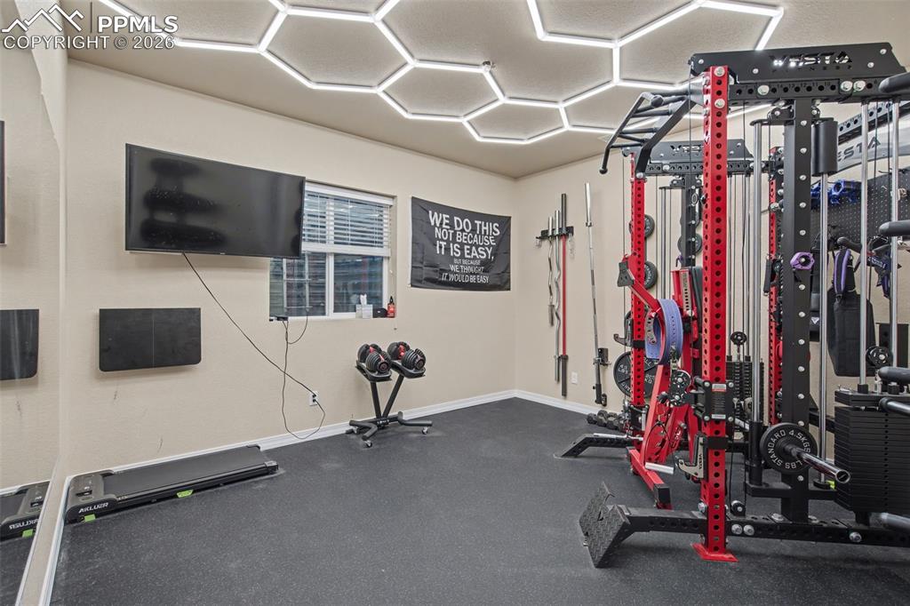 Image 31 of 45: Exercise Room