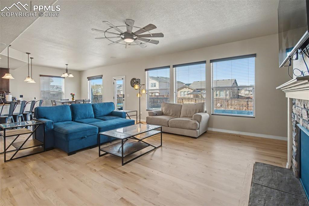 Image 5 of 45: Living Room