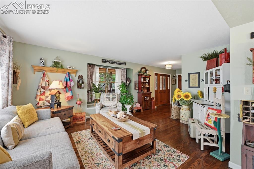 Image 10 of 41: Living Room