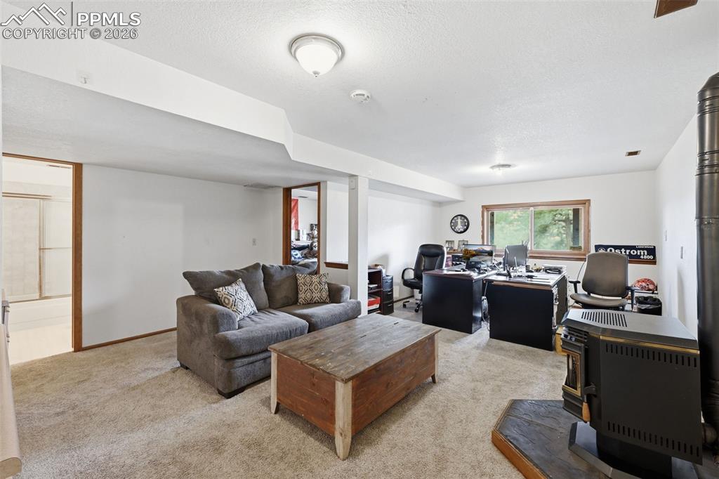 Image 38 of 41: Family Room