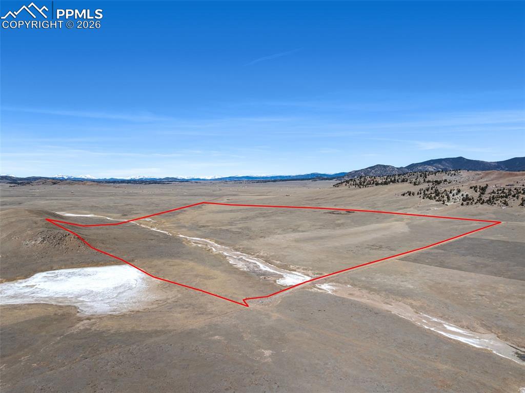 Image 8 of 33: Property Lines are Approximate and not a survey