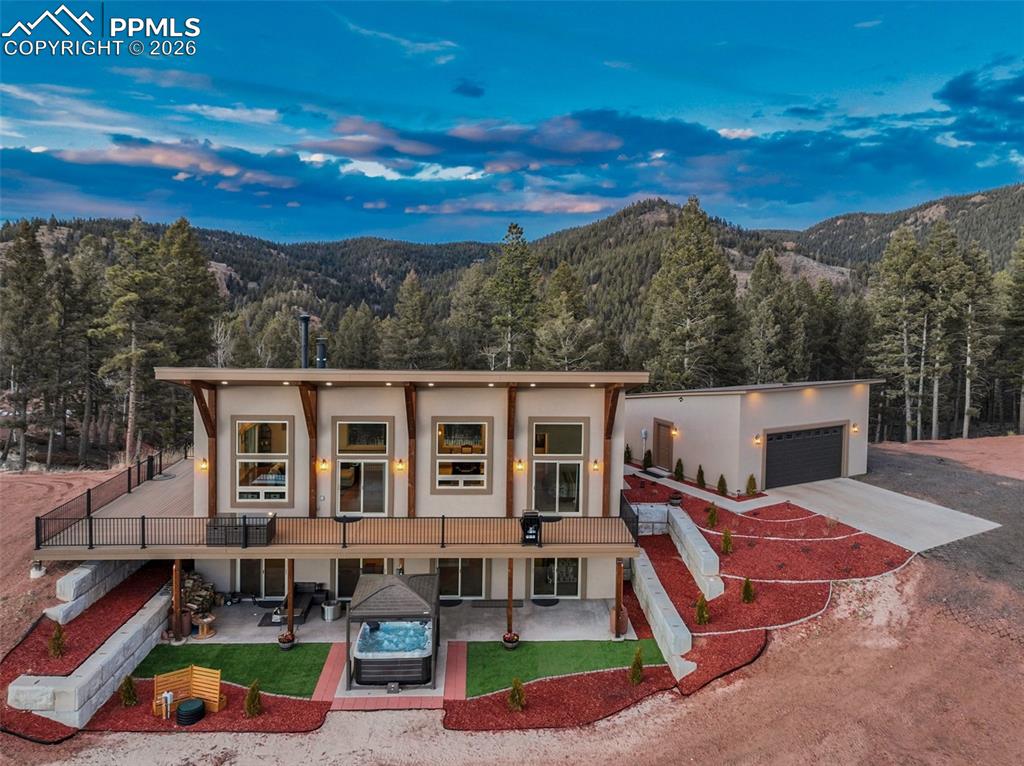 Image 2 of 50: Back of Structure