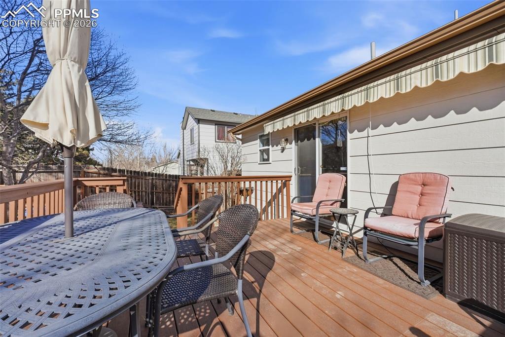 Image 34 of 49: Deck