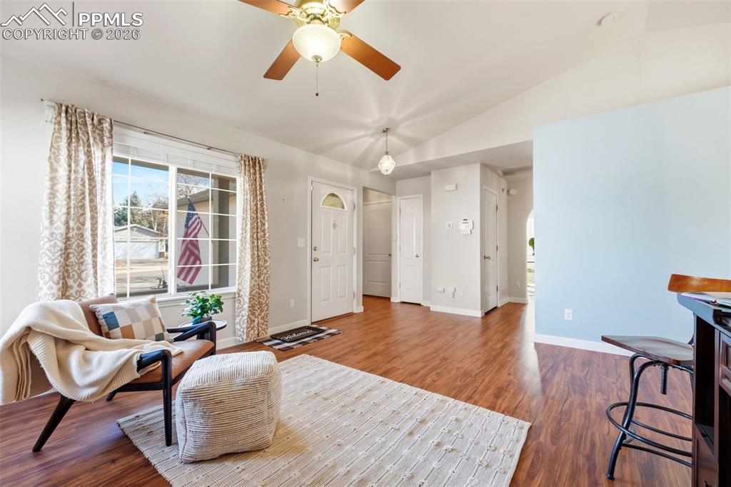 Image 6 of 49: Sitting Room