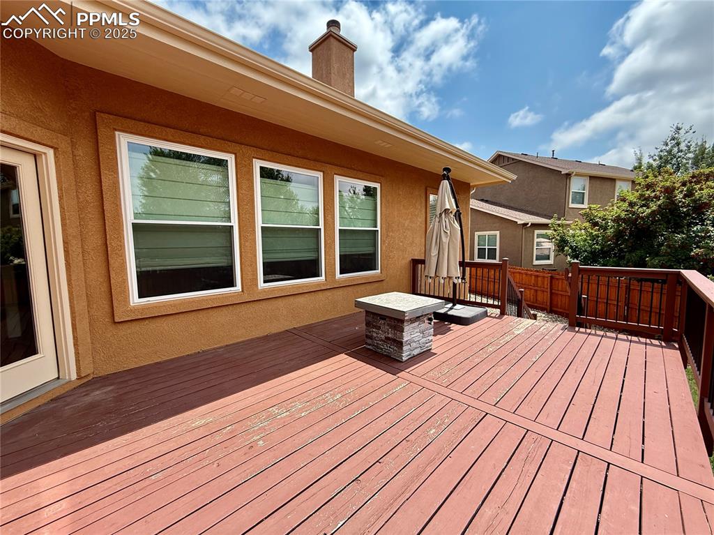 Image 42 of 45: Deck (Outdoor Living)