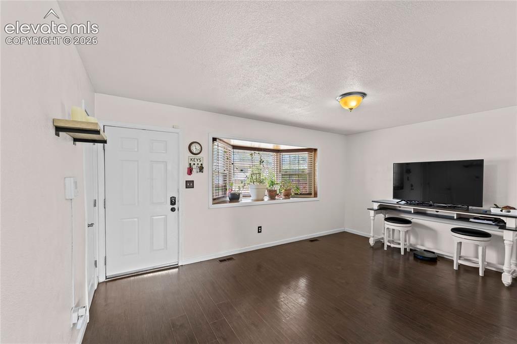 Image 5 of 38: Living Room