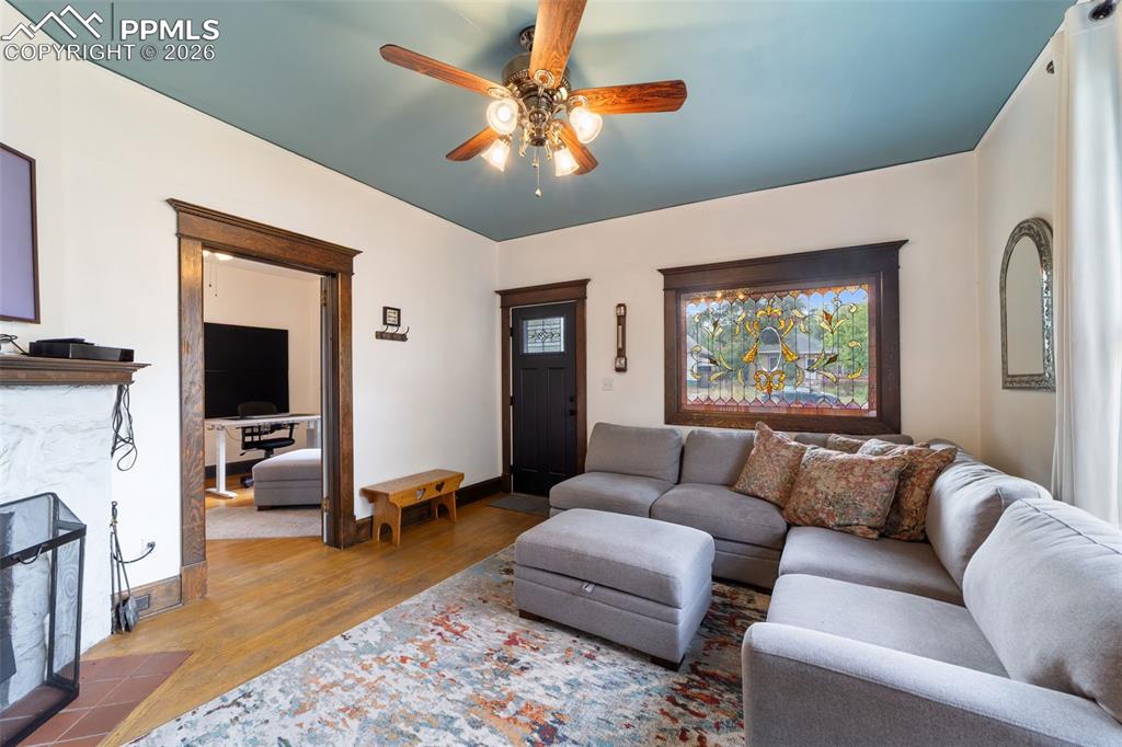 Image 6 of 50: View of the front entry and more beautiful glass