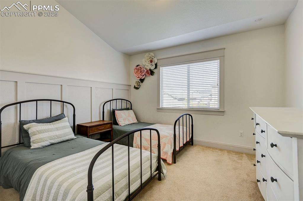 Image 27 of 48: Bedroom