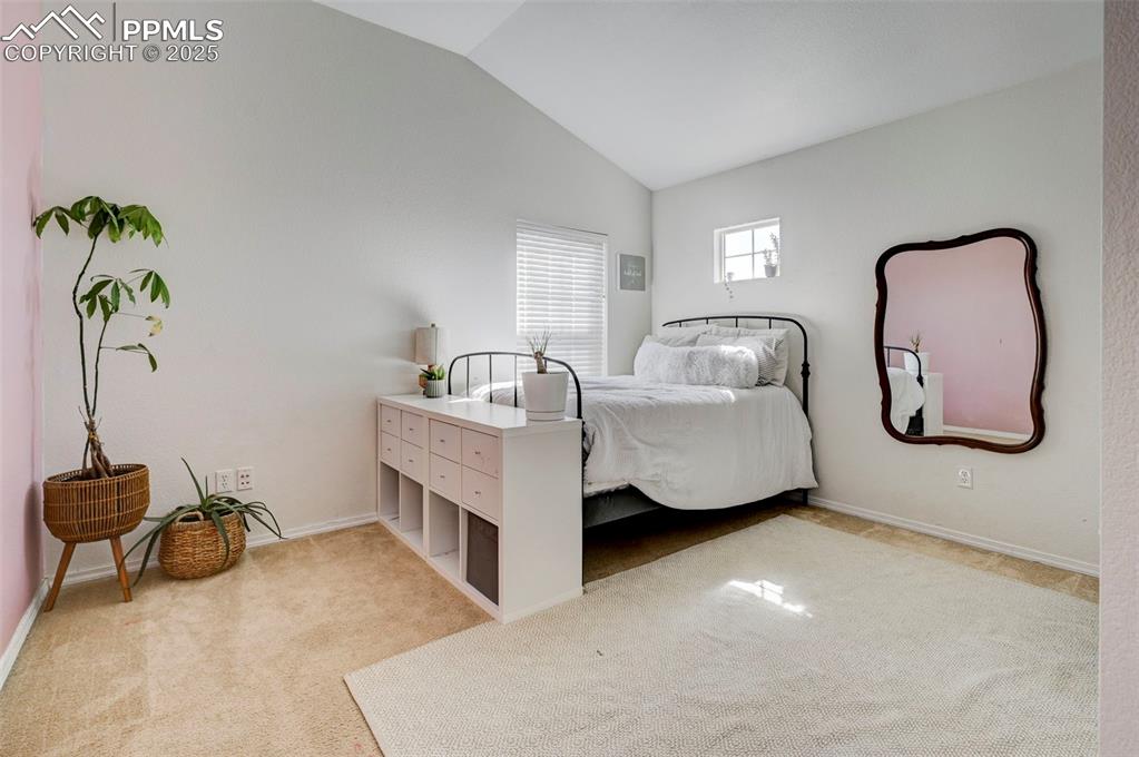 Image 31 of 48: Bedroom